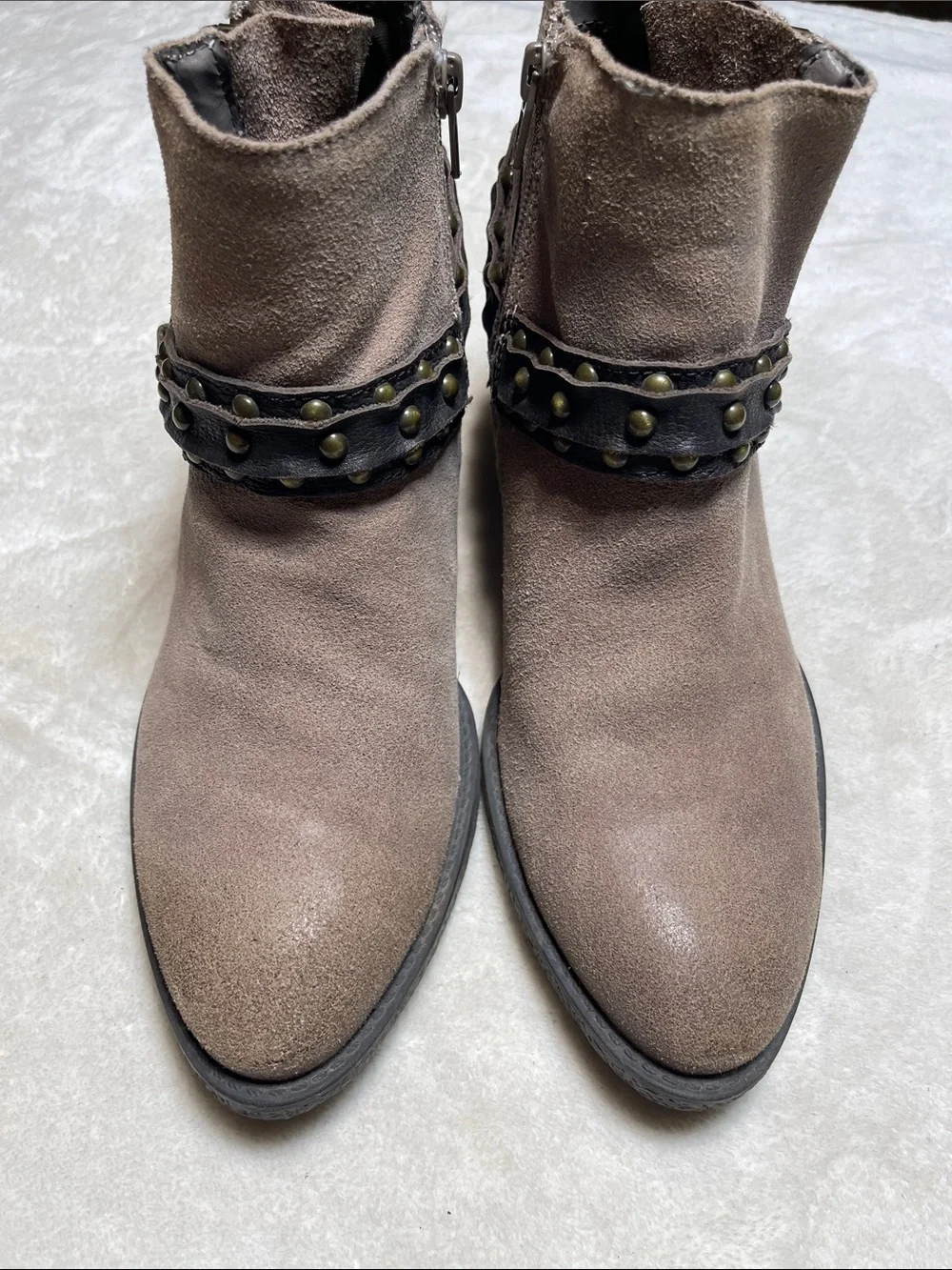 Crown Vintage Taupe Suede Studded Harness Ankle Boots Size 10